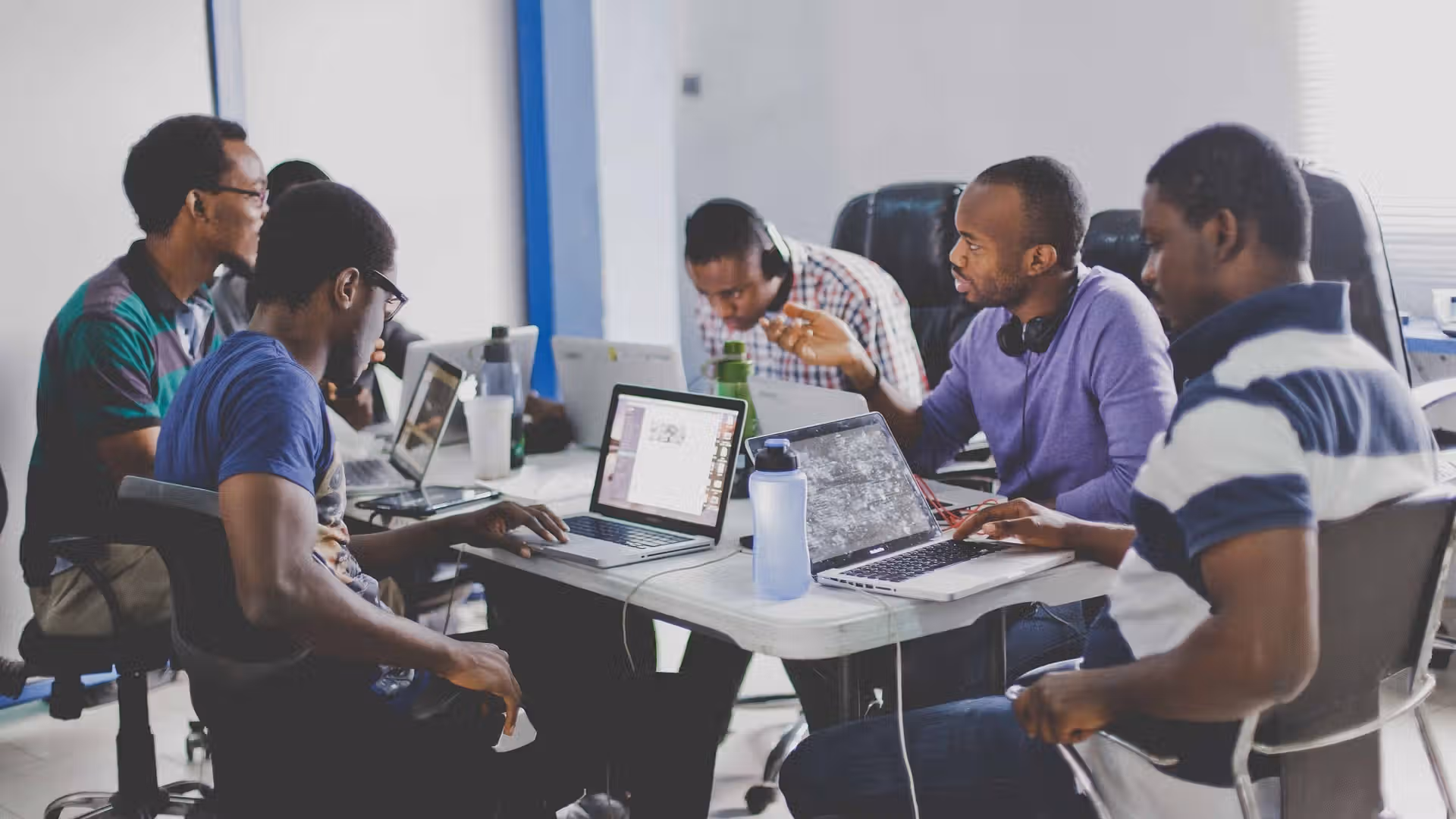Lire la suite à propos de l’article L&rsquo;entrepreneuriat au Cameroun : un levier de développement