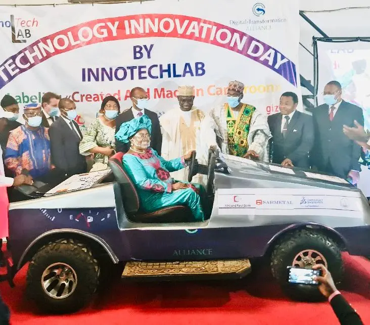 Lire la suite à propos de l’article Thierry Kamnang, Nestor Mbogni et Mbang Sama, Les génies derrière le premier véhicule électrique 100% made in Cameroon