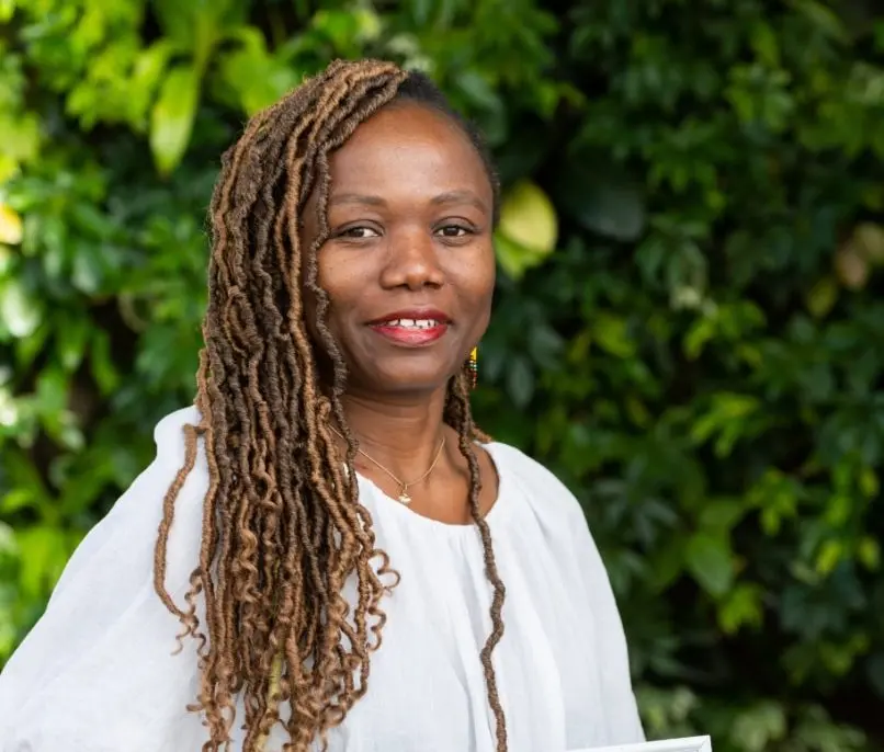 Lire la suite à propos de l’article Justine Nzweundji, la biochimiste et virologue camerounaise qui a développé un test rapide pour le VIH