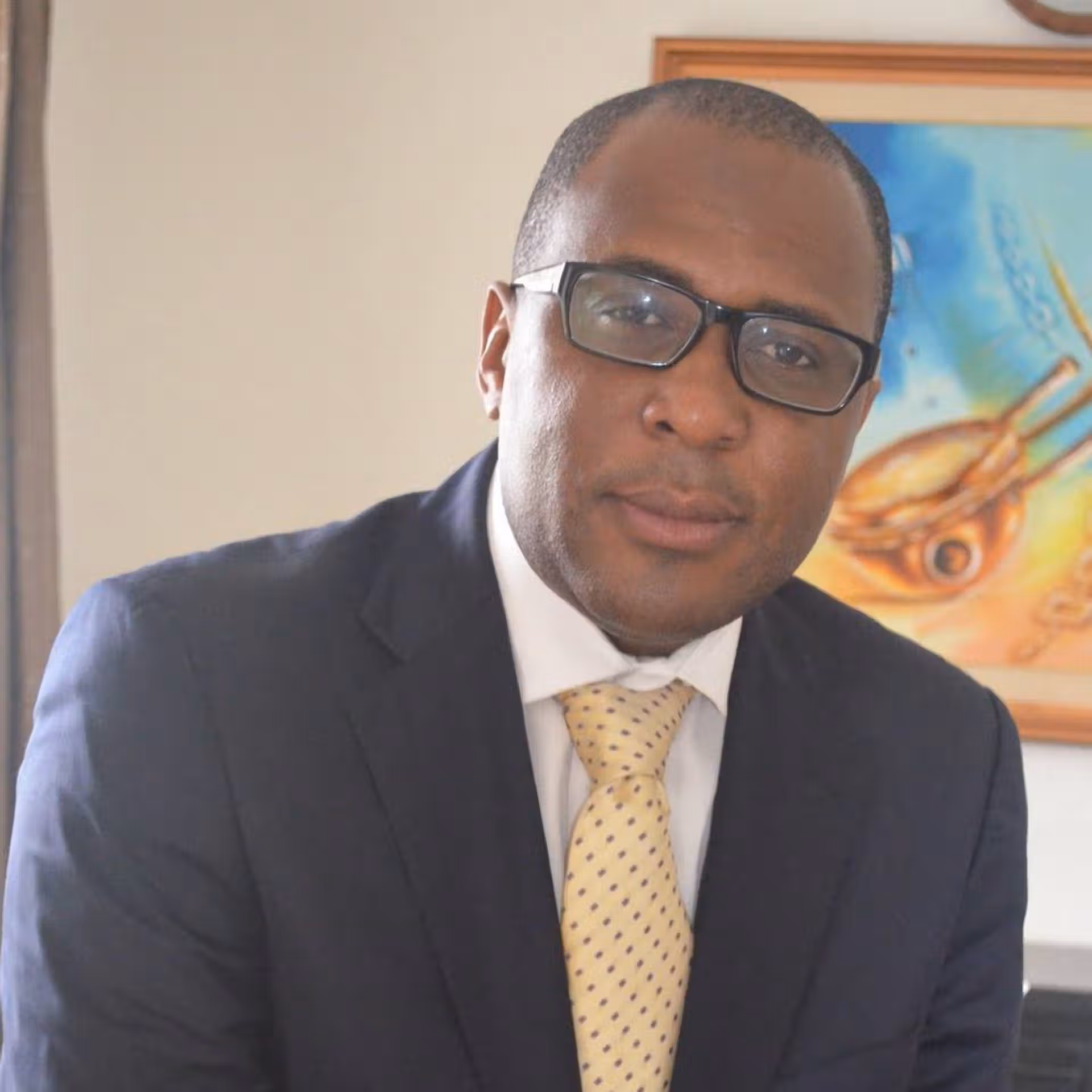 Lire la suite à propos de l’article Aristide Nkoumondo : leader visionnaire du développement de la supply chain aux origines camerounaises
